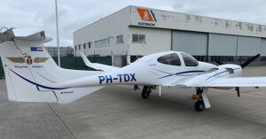 PH-TDX op Schiphol Oost